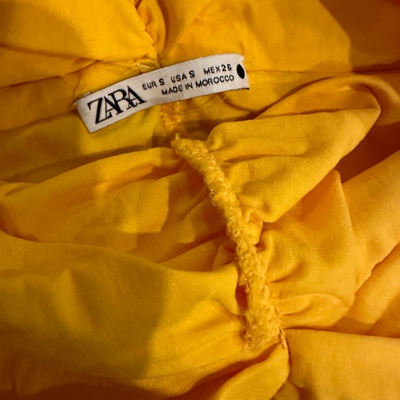 Zara off the shoulder bright yellow ruched crop top size small - Picture 9 of 9